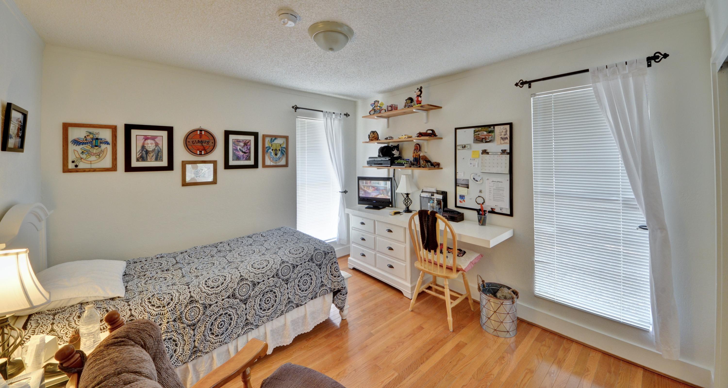 11005 Antioch Road White City, OR 97503 - Photo 49 of 62 Room #3