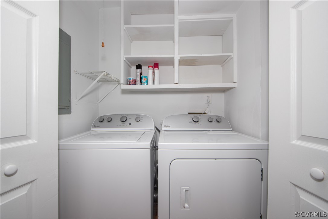 4702 Wilconna Road Chesterfield, VA 23832 - Photo 19 of 27 a utility room with dryer and washer