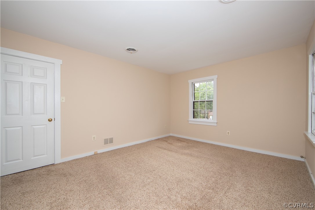 4702 Wilconna Road Chesterfield, VA 23832 - Photo 22 of 27 an empty room with a window