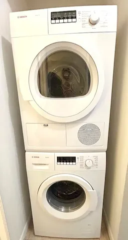 $179,000 | 709 West Central Road, Unit C5, Mount Prospect, IL 60056