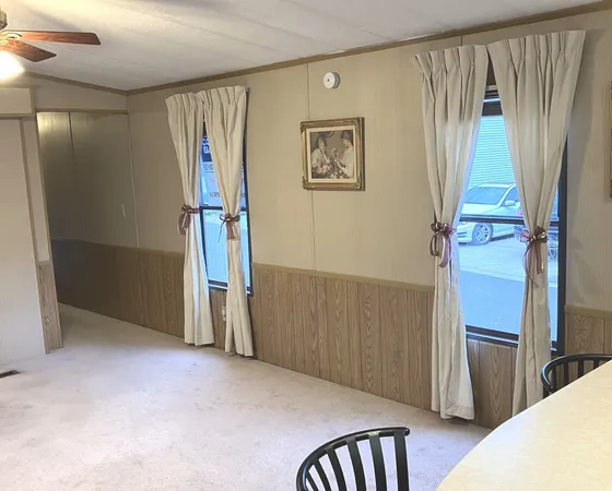 $38,000 | 6801 South La Grange Road, Unit D16, Hodgkins, IL 60525