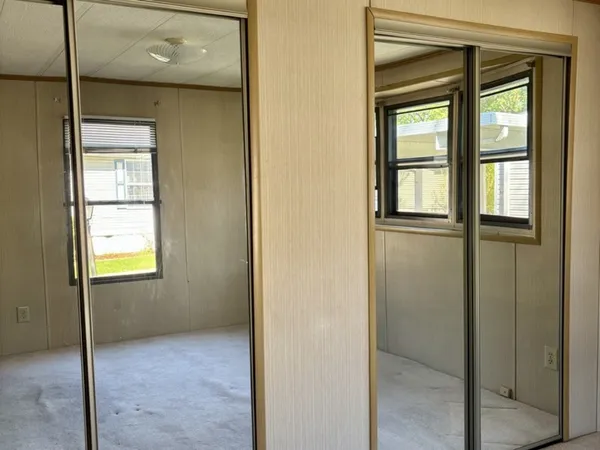 $38,000 | 6801 South La Grange Road, Unit D16, Hodgkins, IL 60525