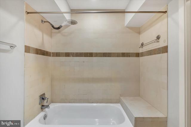 1620 Corcoran Street Northwest, Unit B Washington, DC 20009 - Photo 8 of 30