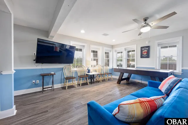 $1,199,999 | 112 Sandpebble Court, Nags Head, NC 27959