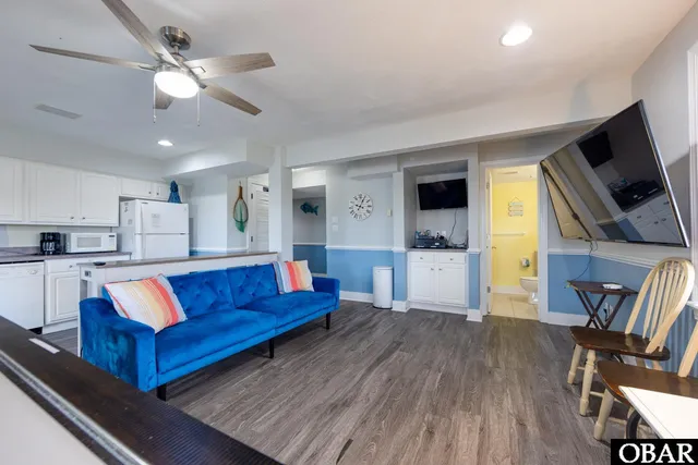 $1,199,999 | 112 Sandpebble Court, Nags Head, NC 27959