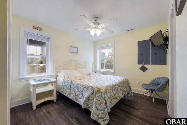 $1,199,999 | 112 Sandpebble Court, Nags Head, NC 27959