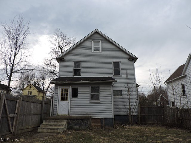 94 Ridgeway Street Struthers, OH 44471 - Photo 2 of 23