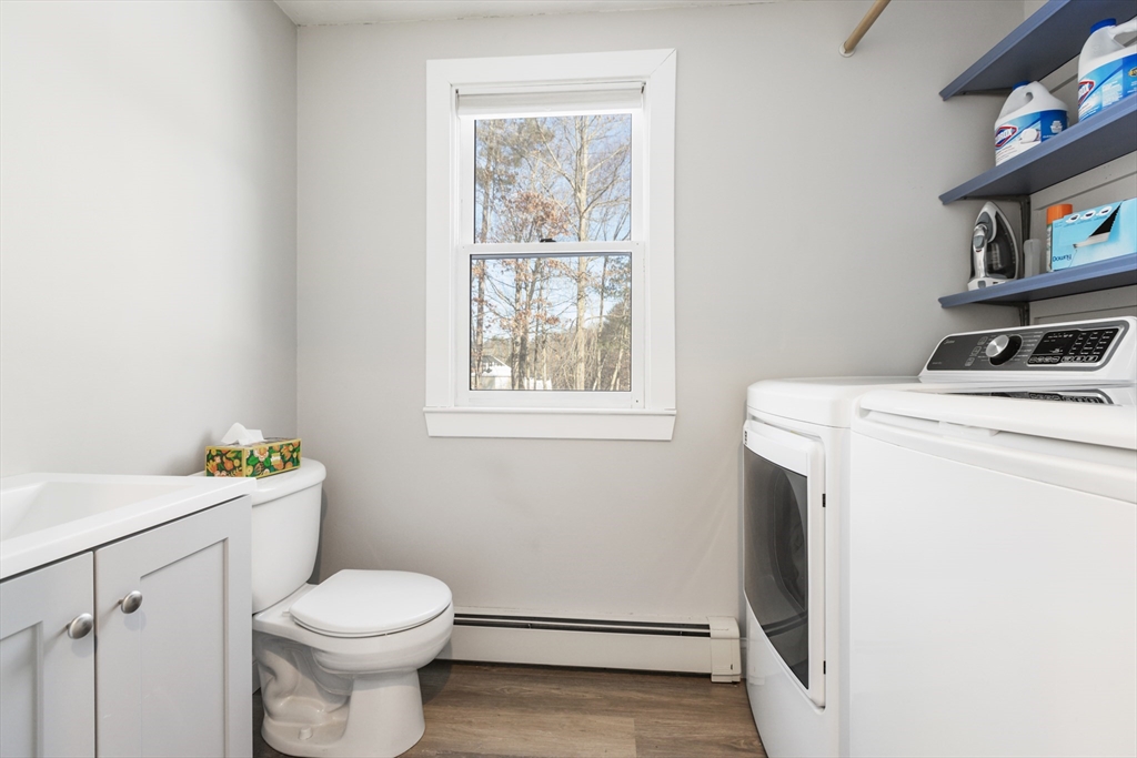 6 Spring Street Douglas, MA 01516 - Photo 12 of 35