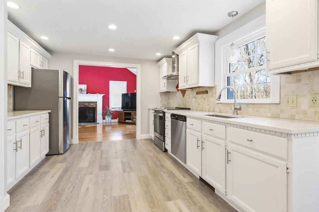 6 Spring Street Douglas, MA 01516 - Photo 17 of 35