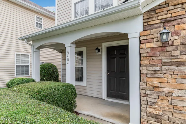 $2,400 | 5404 Meryton Park Way, Raleigh, NC 27616