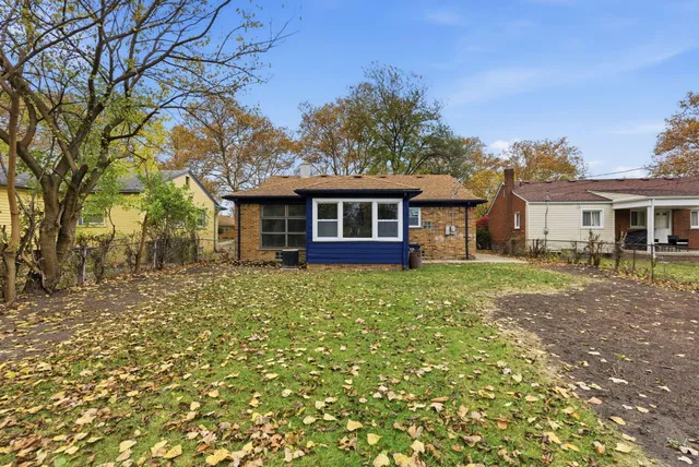 $249,900 | 22130 Marlow Street, Oak Park, MI 48237