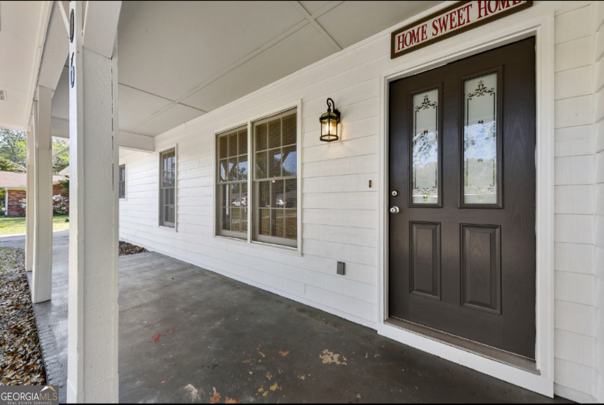 206 Palmetto Street St. Marys, GA 31558 - Photo 5 of 25 front view of the house and front door