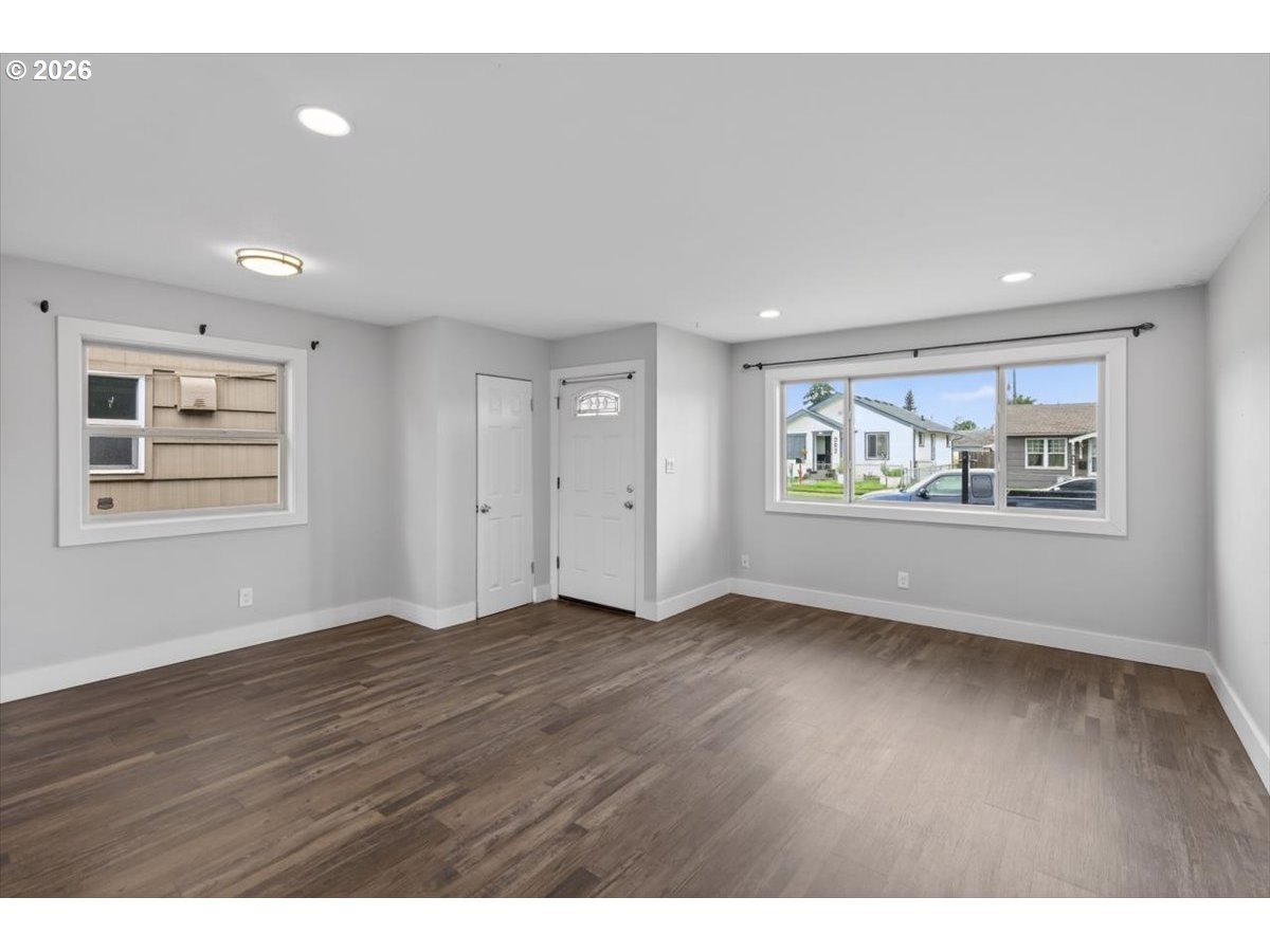 306 23rd Avenue Longview, WA 98632 - Photo 15 of 28