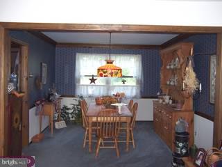 79 Peter Rafferty Drive Hamilton Square, NJ 08690 - Photo 4 of 6