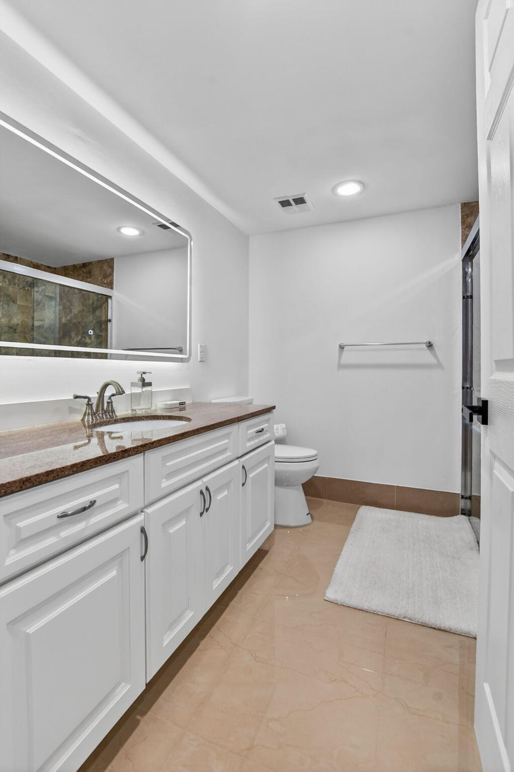 6335 Longboat Lane West, Unit E104 Boca Raton, FL 33433 - Photo 30 of 46 Bath View 3