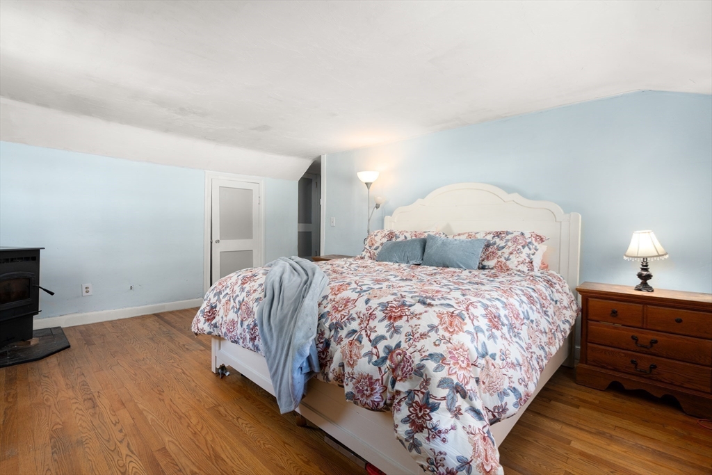 8 Cardinal Road Worcester, MA 01602 - Photo 19 of 37 Gallery Image 19