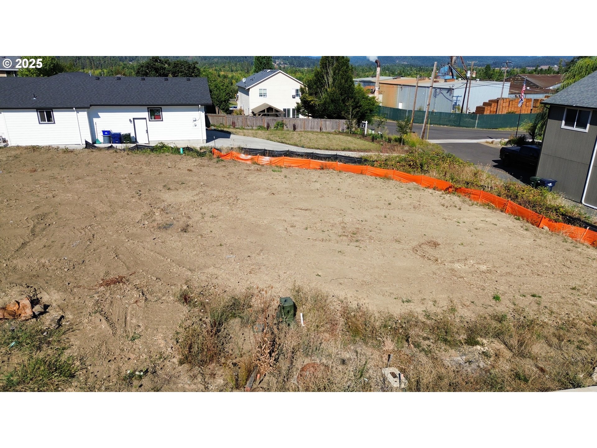 645 Boulder Loop Creswell, OR 97426 - Photo 5 of 6