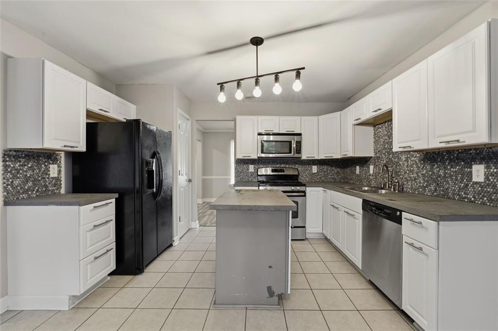 7107 Springchase Way Austell, GA 30168 - Photo 15 of 35