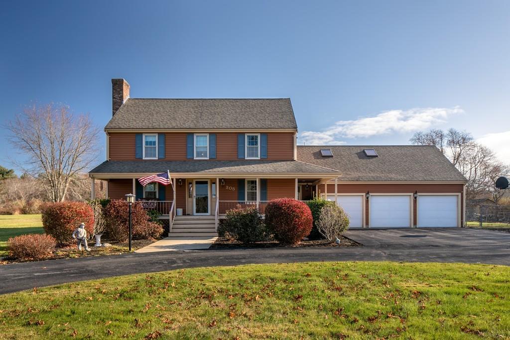 305 New Boston Road Fairhaven, MA 02719 - Photo 3 of 20 Gallery Image 3