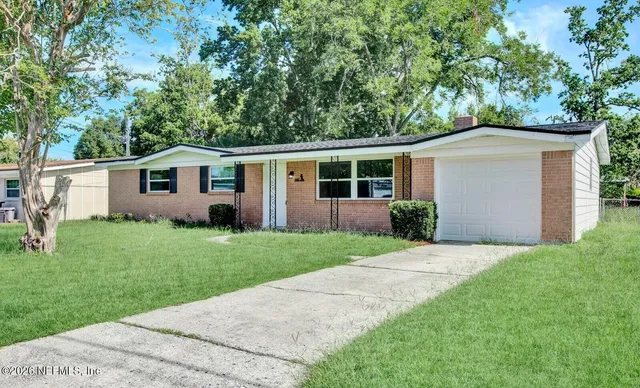 $1,900 | 5013 Chivalry Drive, Jacksonville, FL 32208