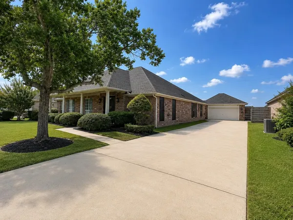 $3,495 | 6035 Barrington Avenue, Beaumont, TX 77706