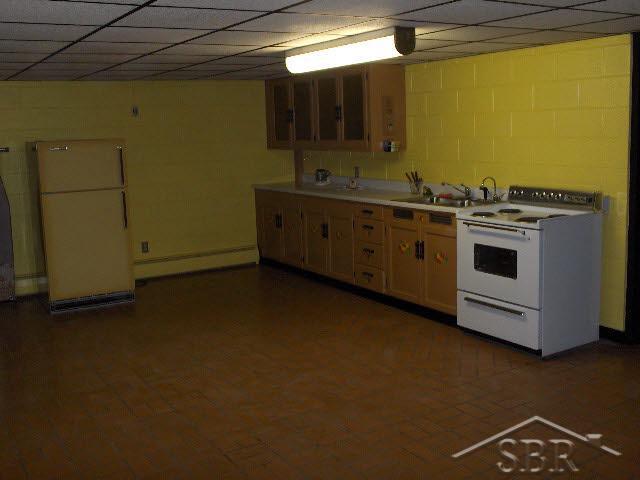 3385 Midland Road Saginaw, MI 48603 - Photo 16 of 23 20042658-16.JPG