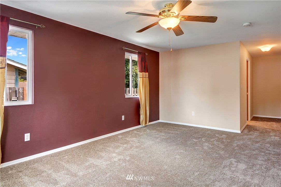 16616 123rd Avenue Southeast Renton, WA 98058 - Photo 12 of 25