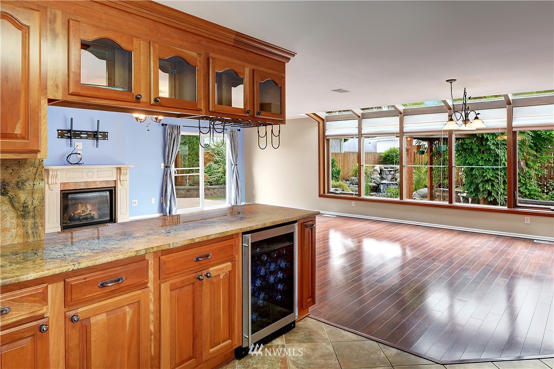16616 123rd Avenue Southeast Renton, WA 98058 - Photo 4 of 25