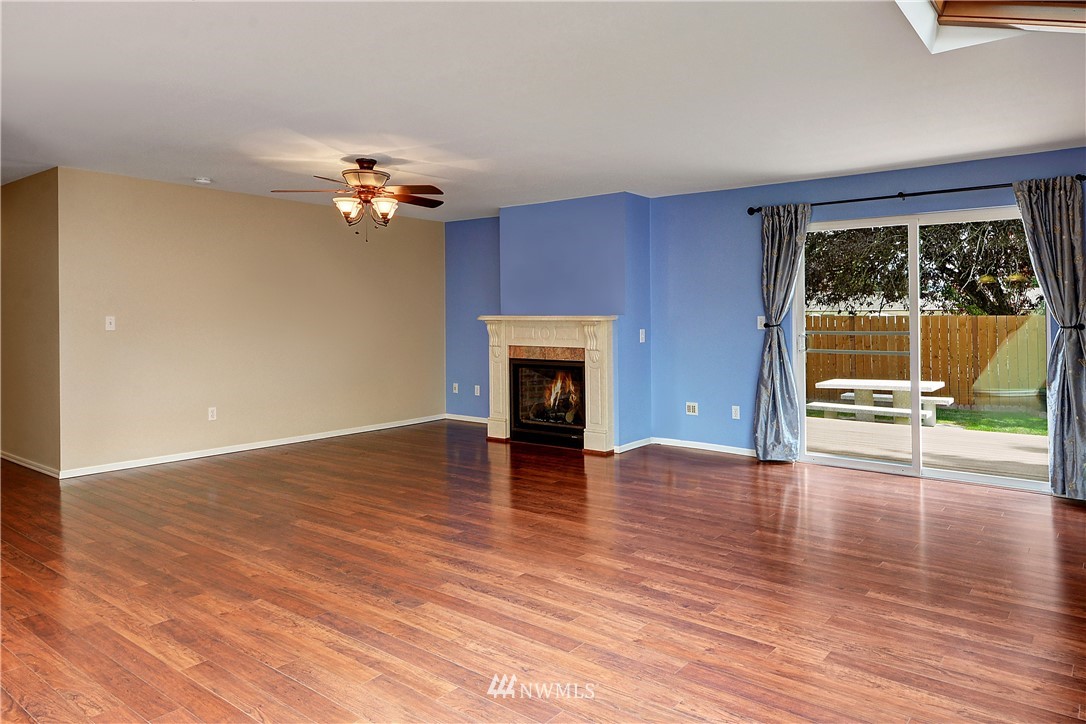 16616 123rd Avenue Southeast Renton, WA 98058 - Photo 9 of 25