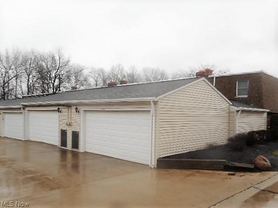 6482 State Road, Unit E3 Parma, OH 44134 - Photo 12 of 15