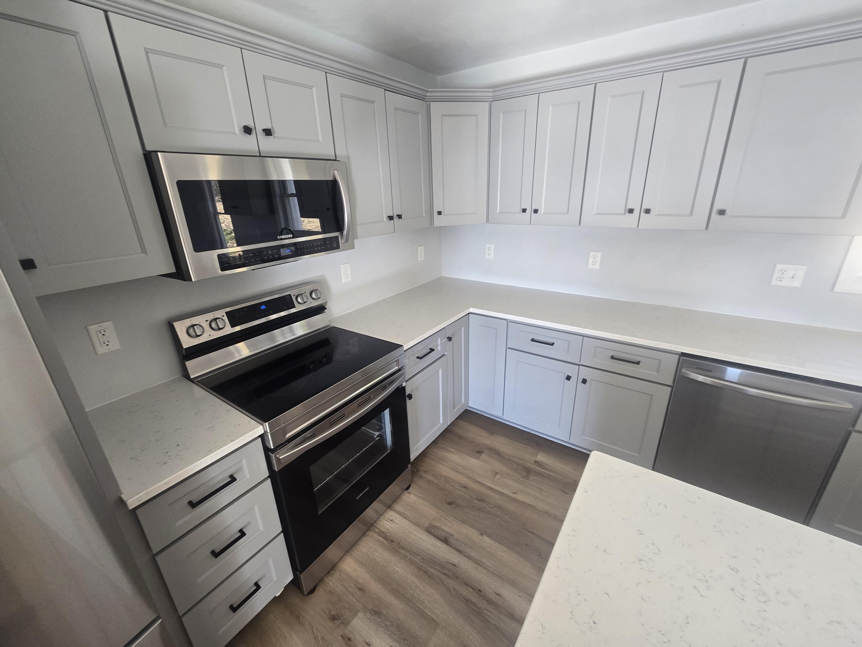 3325 Ridgerun Drive Northeast Roanoke, VA 24012 - Photo 2 of 9 20260123_133102