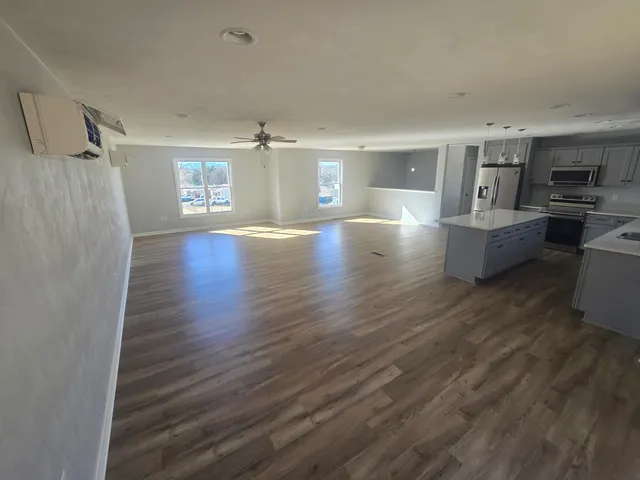 $2,300 | 3325 Ridgerun Drive Northeast, Roanoke, VA 24012