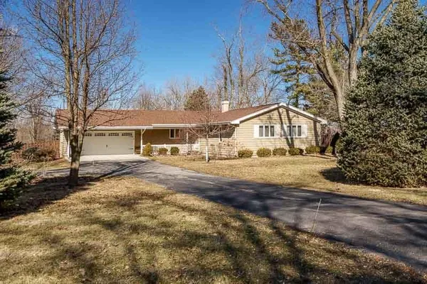 $525,000 | 1901 East Colley Road, Beloit, WI 53511