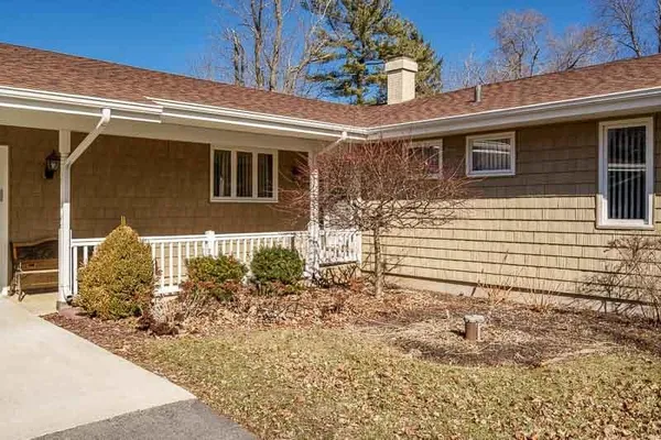 $525,000 | 1901 East Colley Road, Beloit, WI 53511