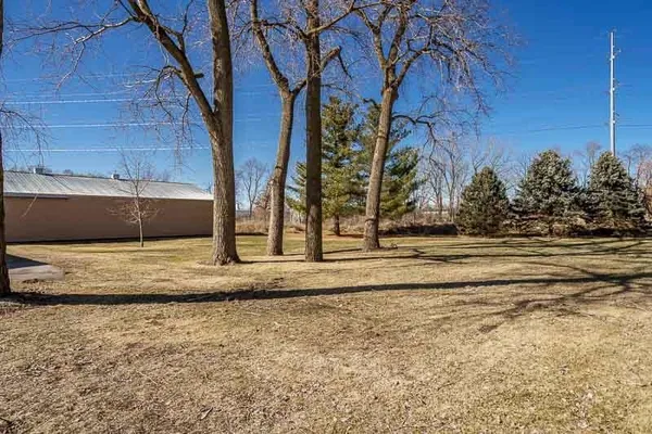 $525,000 | 1901 East Colley Road, Beloit, WI 53511