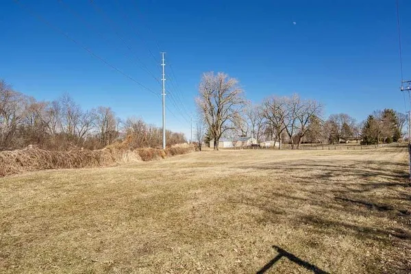 $525,000 | 1901 East Colley Road, Beloit, WI 53511