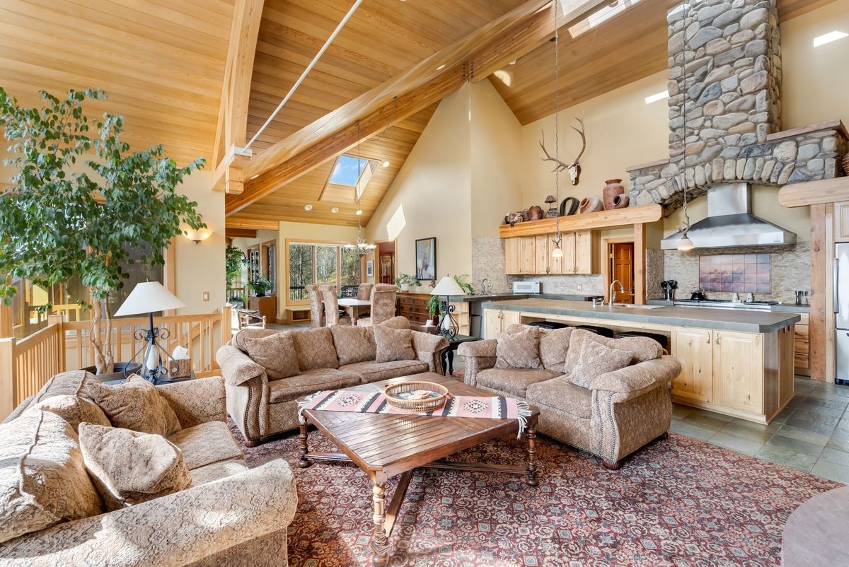 348 Jade Road Silverthorne, CO 80498 - Photo 7 of 50
