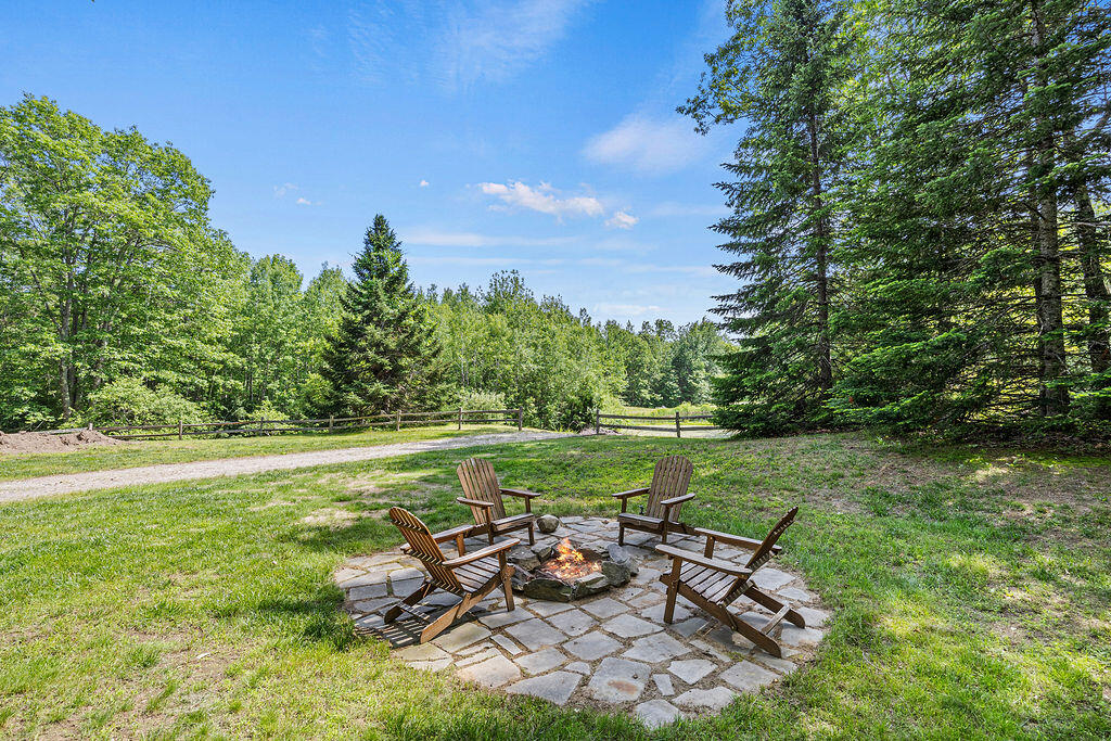 568 Alewive Road Kennebunk, ME 04043 - Photo 7 of 53 packmaynard_bschofield_568alewiverdkenne