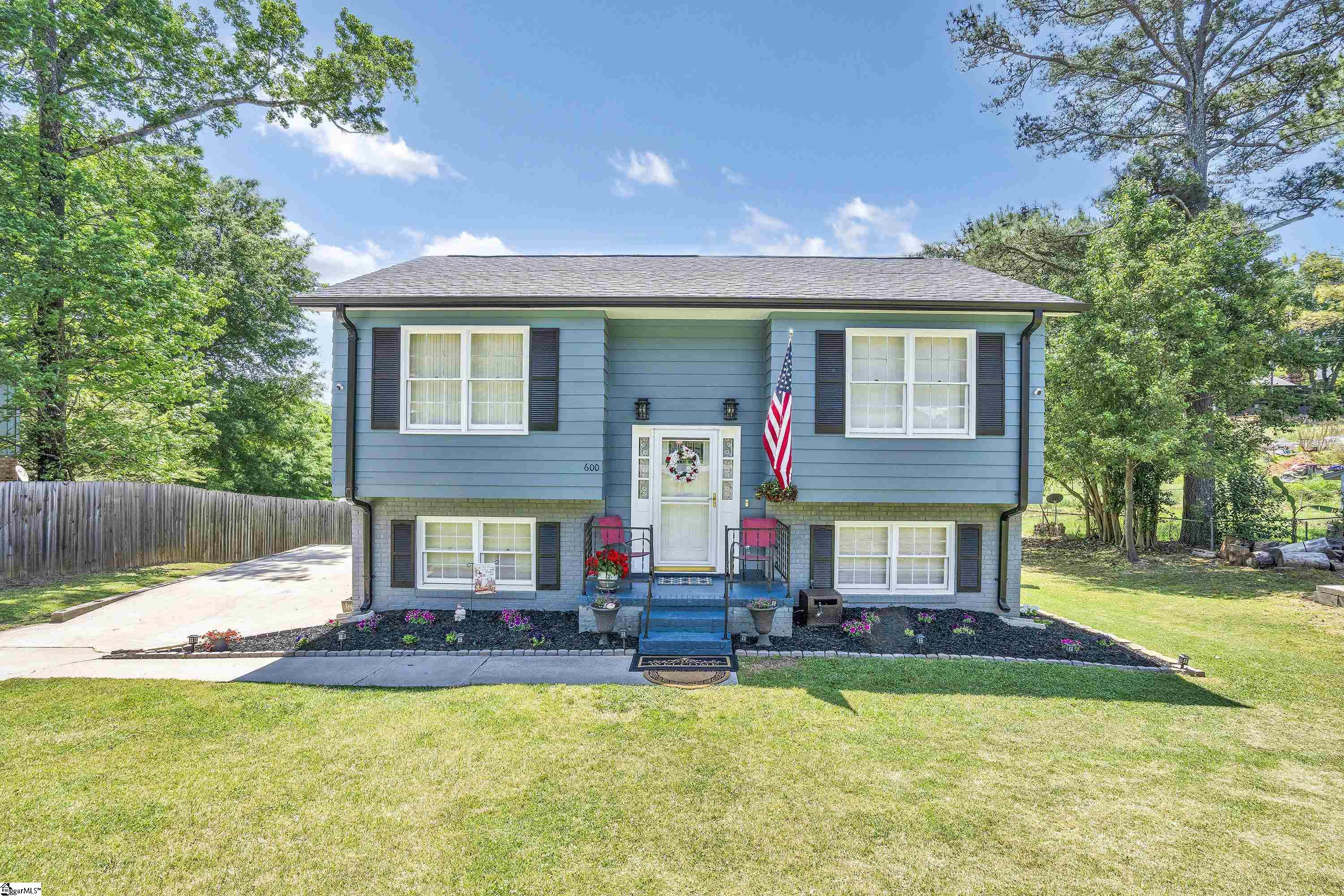 600 Westchester Road Easley, SC 29640 - Photo 1 of 25
