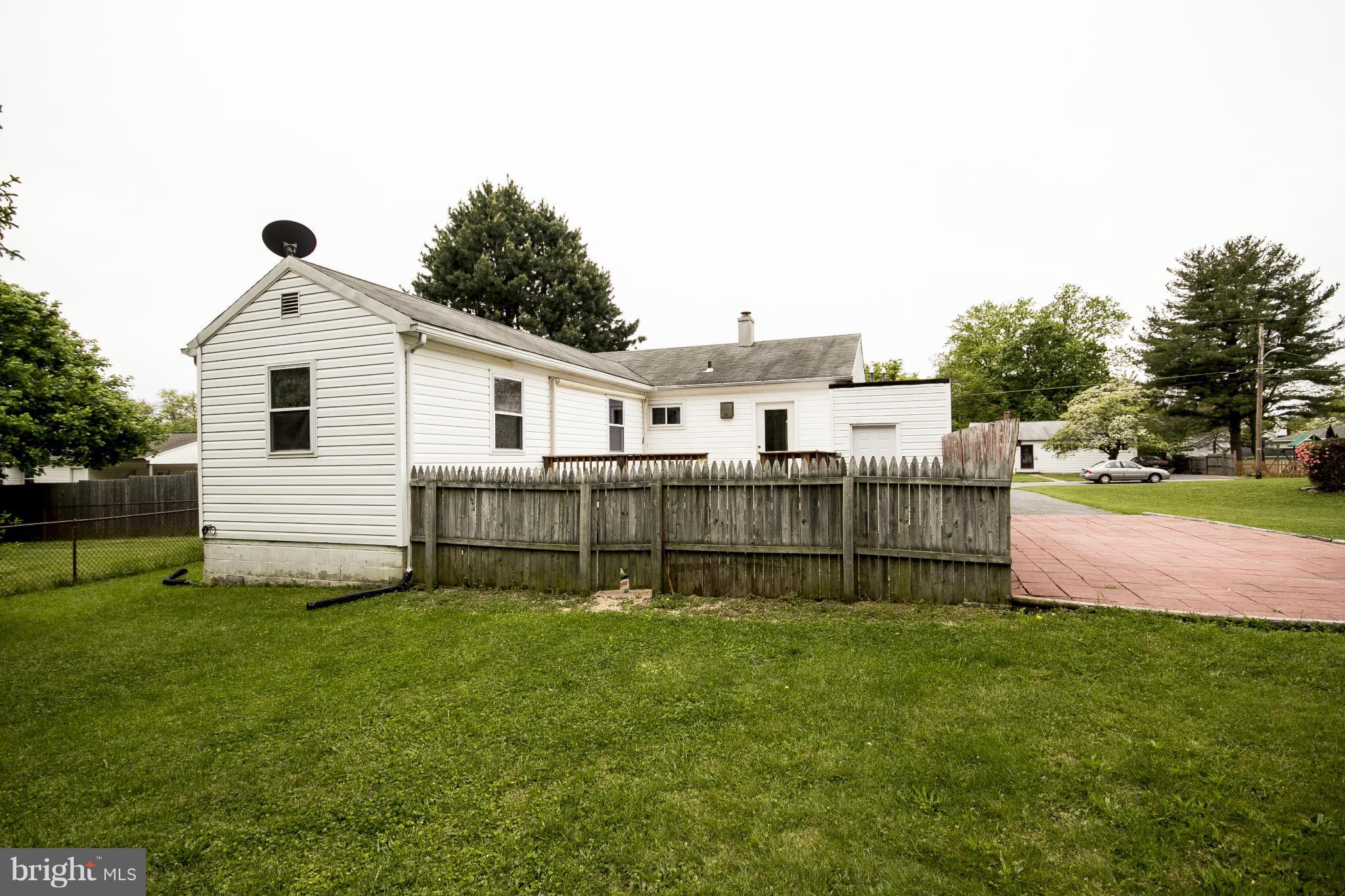 614 Beverly Road Reisterstown, MD 21136 - Photo 4 of 6 Exterior (Rear)