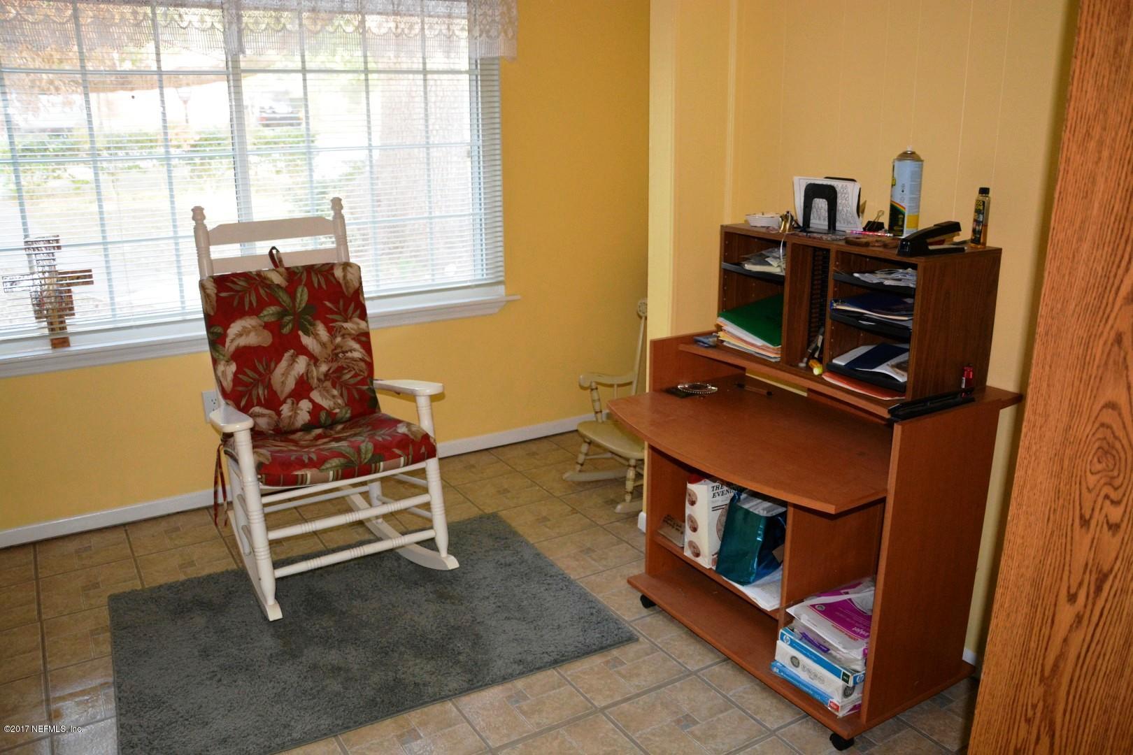 6954 Gatorbone Road Keystone Heights, FL 32656 - Photo 22 of 33 22) Bedroom 3