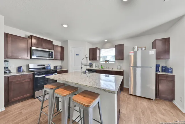 $1,785 | 1006 Pacific Monarch, San Antonio, TX 78253