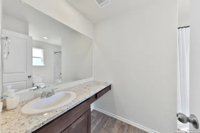 $1,785 | 1006 Pacific Monarch, San Antonio, TX 78253