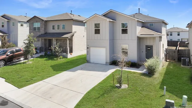 $1,785 | 1006 Pacific Monarch, San Antonio, TX 78253