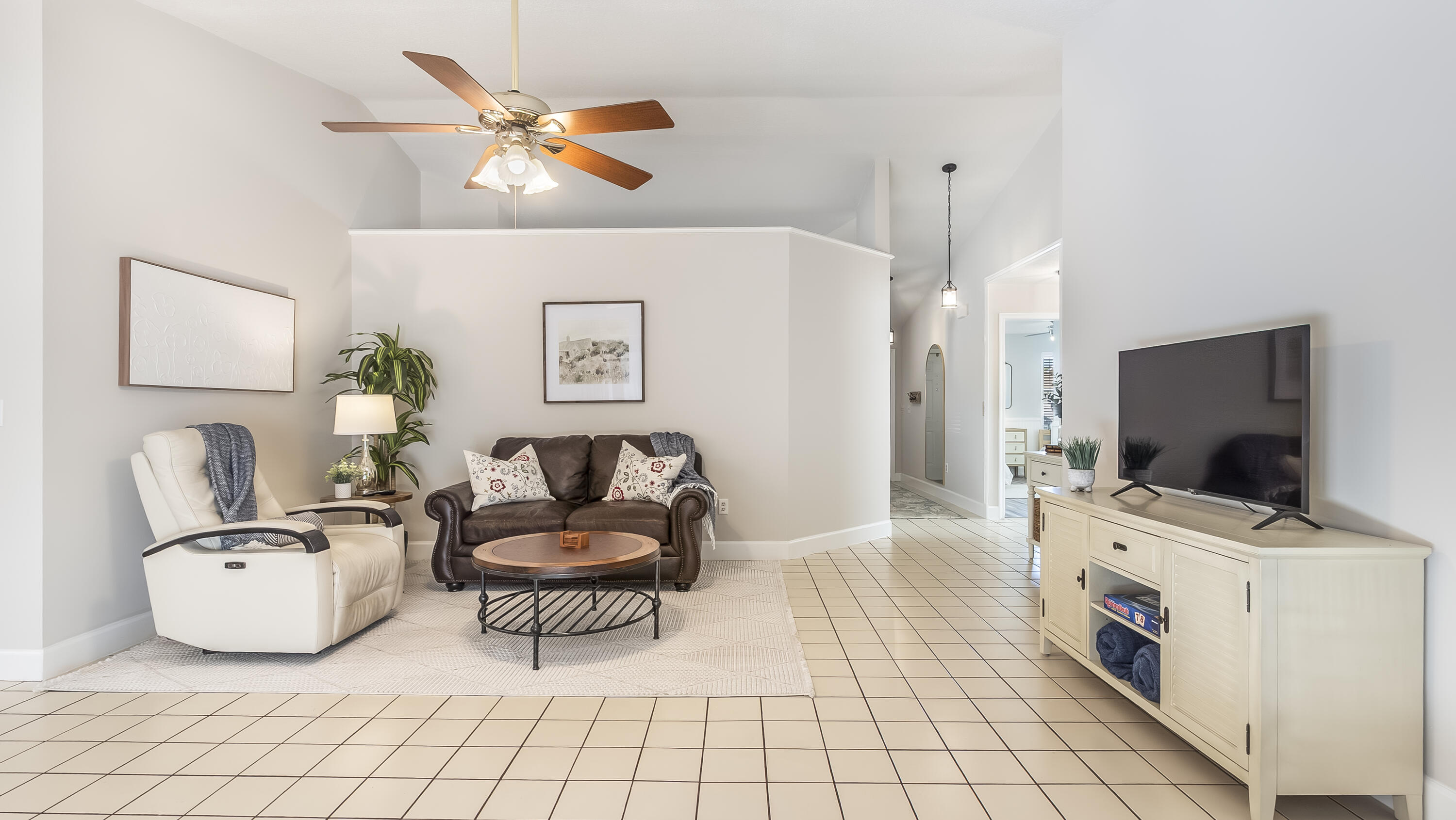 23146 Southwest 53rd Avenue Boca Raton, FL 33433 - Photo 8 of 34 Family Room