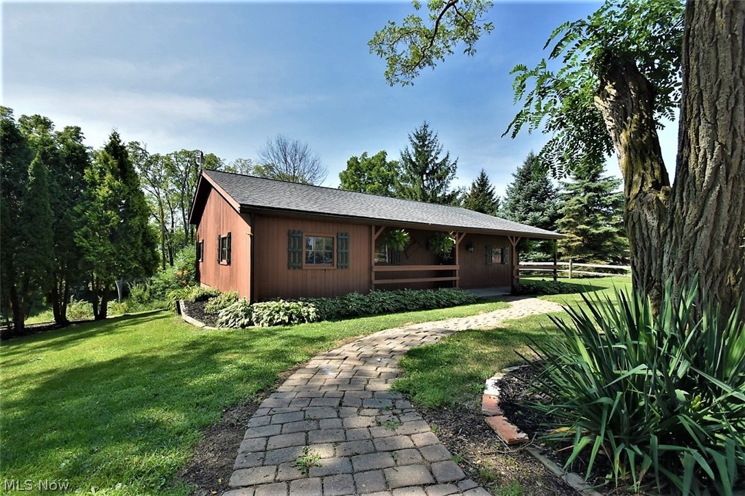 3696 Poe Road Medina, OH 44256 - Photo 26 of 34 Pole Barn - 40 x 24