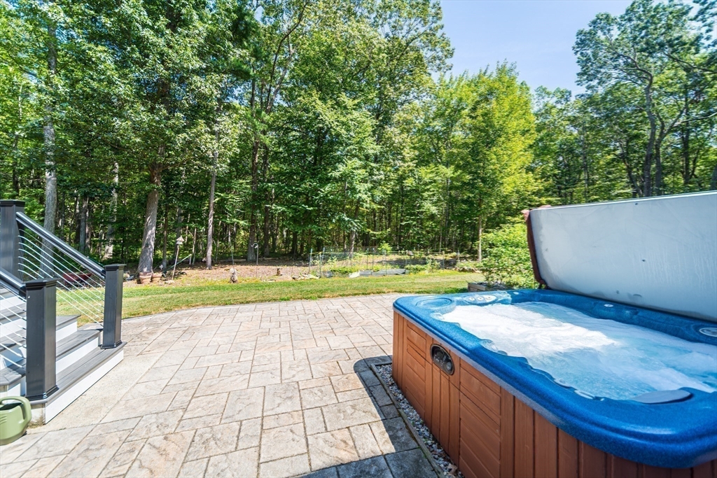 88 Drumlin Hill Road Bolton, MA 01740 - Photo 37 of 42