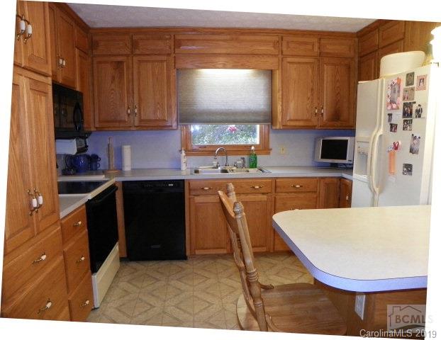 3451 Brandon Road Morganton, NC 28655 - Photo 9 of 20 Gallery Image 9