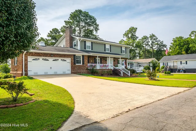$549,000 | 552 Lamont Street, Belhaven, NC 27810