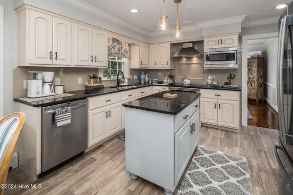 $549,000 | 552 Lamont Street, Belhaven, NC 27810